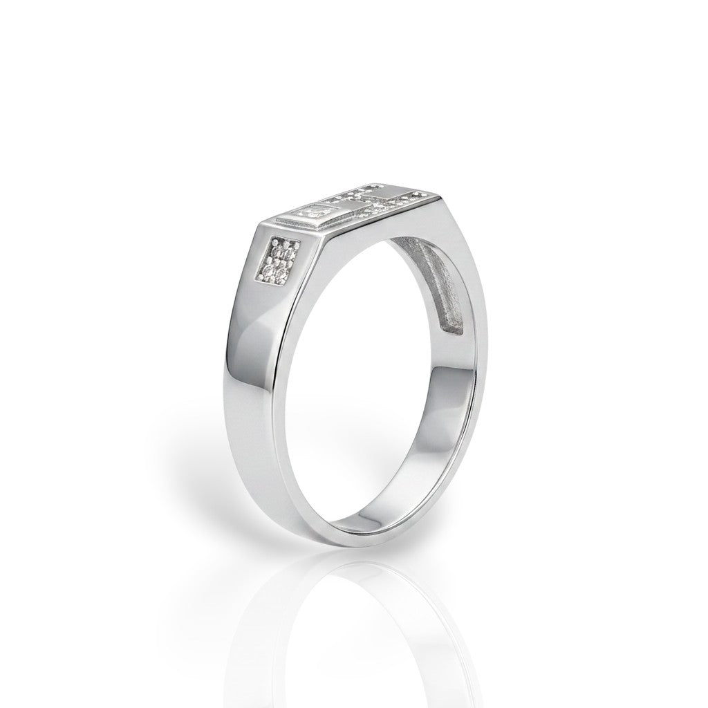 NAGPAL JEWELLERS silver signet ring with H monogram and small square-cut stones, size 24.