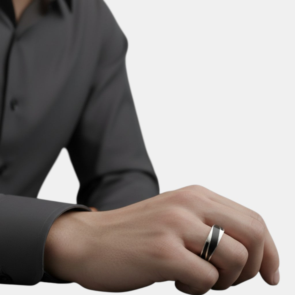 NAGPAL JEWELLERS The Onyx Prism Band, a silver ring with black geometric inlay, size 24.