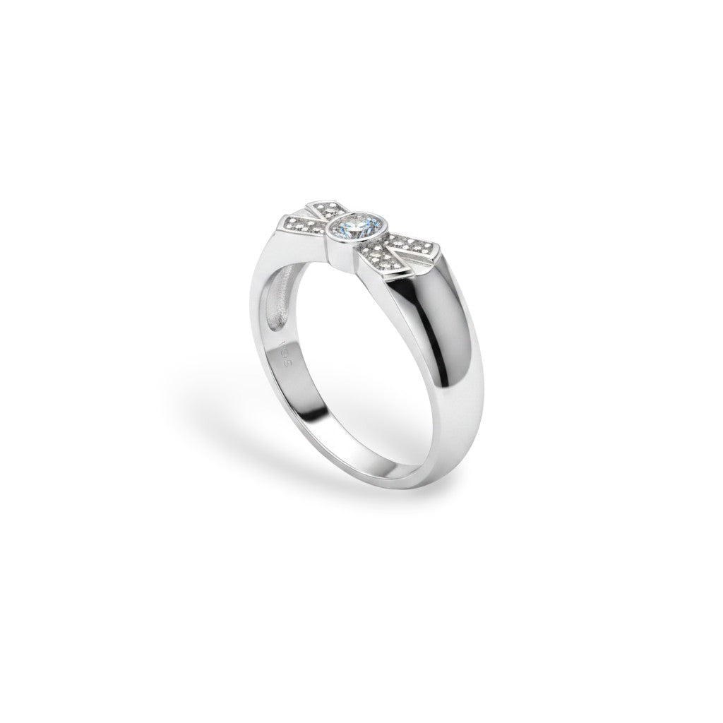 NAGPAL JEWELLERS silver ring with a ribbon design featuring small clear stones and a central diamond. Ring size 19.